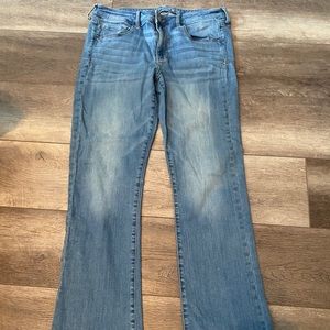American Eagle Skinny Kick Jeans size 12 regular